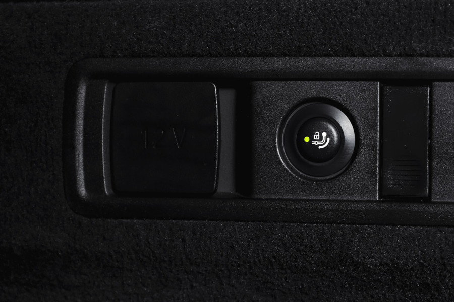 BMW X5 xDrive45e High Executive | S/K-Panodak | Dig. Cockpit | Adapt. Cruise | Stoel-+ Achterbankverw. | PDC | 360 Camera | NAV + App. Connect | ECC | Elek. Klep | Elek. Trekhaak | LM 20" |