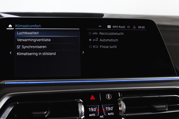 BMW X5 xDrive45e High Executive | S/K-Panodak | Dig. Cockpit | Adapt. Cruise | Stoel-+ Achterbankverw. | PDC | 360 Camera | NAV + App. Connect | ECC | Elek. Klep | Elek. Trekhaak | LM 20" |
