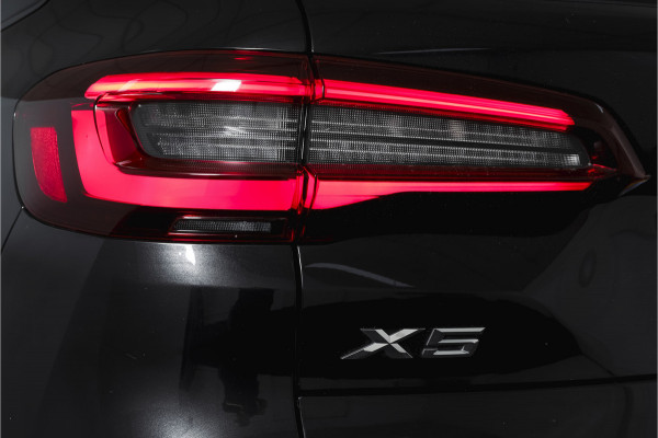 BMW X5 xDrive45e High Executive | S/K-Panodak | Dig. Cockpit | Adapt. Cruise | Stoel-+ Achterbankverw. | PDC | 360 Camera | NAV + App. Connect | ECC | Elek. Klep | Elek. Trekhaak | LM 20" |