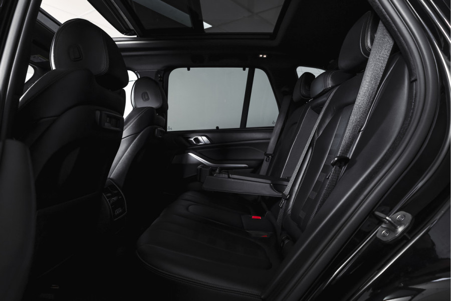 BMW X5 xDrive45e High Executive | S/K-Panodak | Dig. Cockpit | Adapt. Cruise | Stoel-+ Achterbankverw. | PDC | 360 Camera | NAV + App. Connect | ECC | Elek. Klep | Elek. Trekhaak | LM 20" |