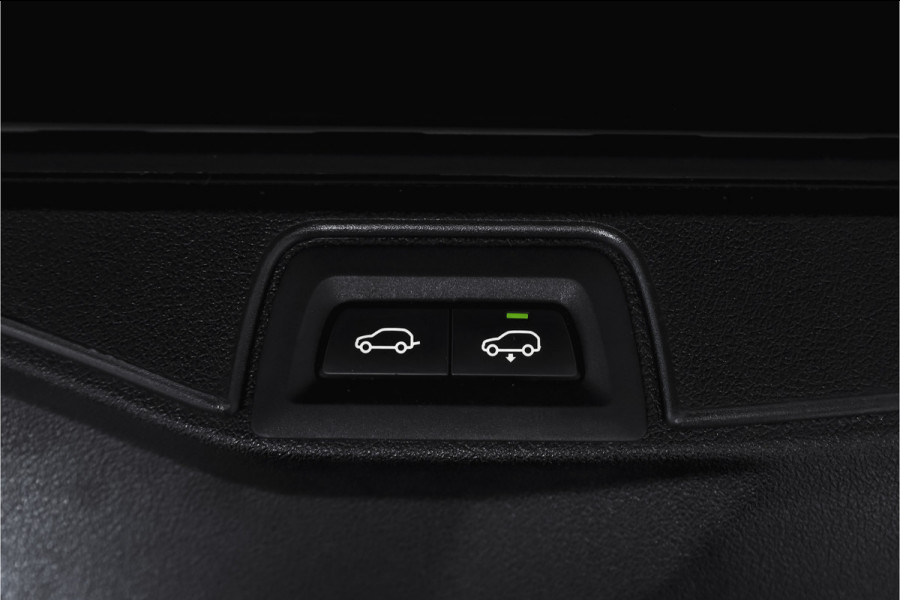 BMW X5 xDrive45e High Executive | S/K-Panodak | Dig. Cockpit | Adapt. Cruise | Stoel-+ Achterbankverw. | PDC | 360 Camera | NAV + App. Connect | ECC | Elek. Klep | Elek. Trekhaak | LM 20" |