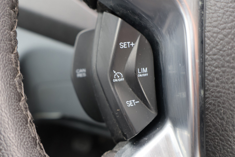 Ford Transit 350 2.0 TDCI L5H1 Open Laadbak Dubbel Lucht Airco 2.8T Trekhaak