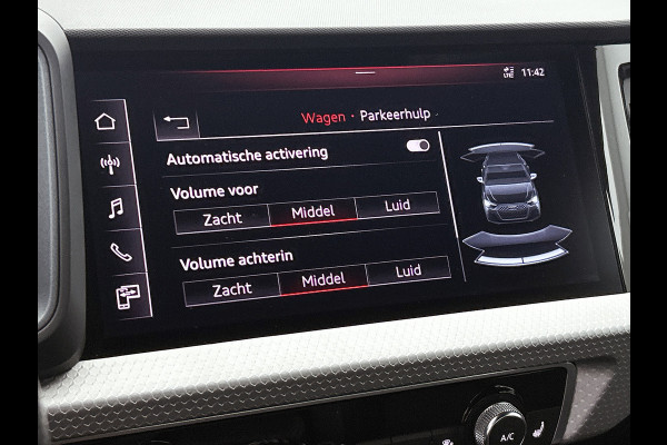 Audi A1 Sportback 30 TFSI S Line edition one | NAVI | STOELVERWARMING | CLIMAT CONTROL | PARKEER SENSOREN V+A