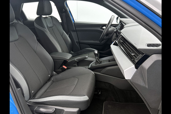 Audi A1 Sportback 30 TFSI S Line edition one | NAVI | STOELVERWARMING | CLIMAT CONTROL | PARKEER SENSOREN V+A