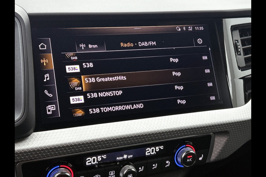 Audi A1 Sportback 30 TFSI S Line edition one | NAVI | STOELVERWARMING | CLIMAT CONTROL | PARKEER SENSOREN V+A