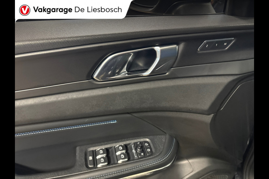 Lynk & Co 01 1.5/pano/navi/camera/infinity/memory/elec klep/apple carplay