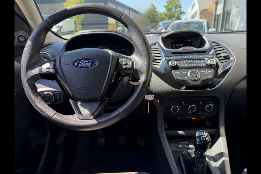 Ford Ka+ 1.2 Trend Ultimate White 5Drs - 62.000 KM - Airco I Sport velgen I PDC I Dealer onderhouden