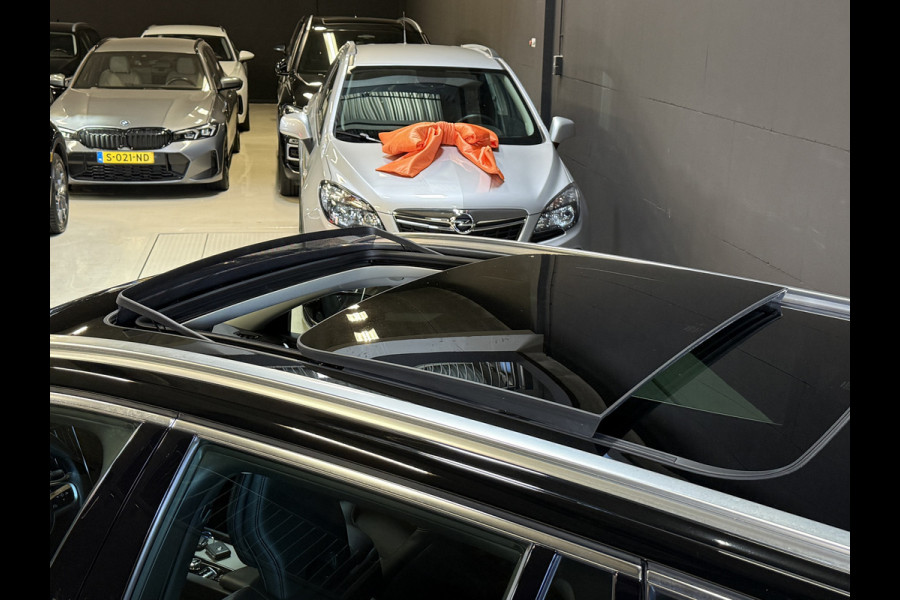 Volvo V60 2.0 T5 Inscription | Panoramadak | Apple Carplay | Leder | Stoelverwarming