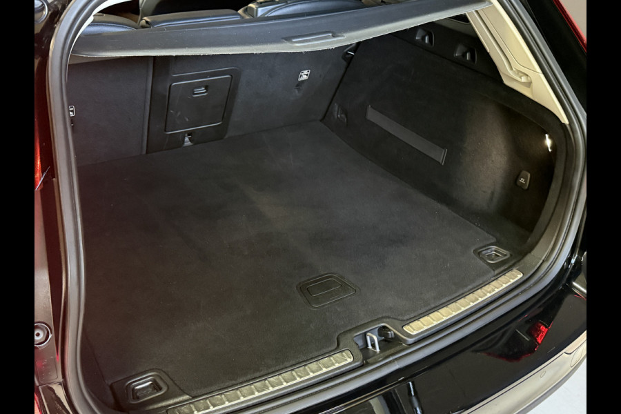 Volvo V60 2.0 T5 Inscription | Panoramadak | Apple Carplay | Leder | Stoelverwarming