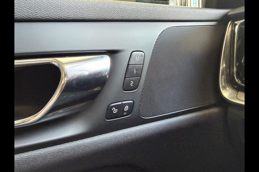 Volvo V60 2.0 T5 Inscription | Panoramadak | Apple Carplay | Leder | Stoelverwarming
