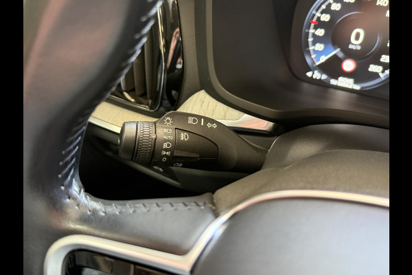 Volvo V60 2.0 T5 Inscription | Panoramadak | Apple Carplay | Leder | Stoelverwarming