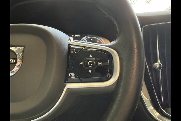 Volvo V60 2.0 T5 Inscription | Panoramadak | Apple Carplay | Leder | Stoelverwarming