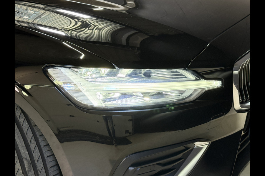 Volvo V60 2.0 T5 Inscription | Panoramadak | Apple Carplay | Leder | Stoelverwarming