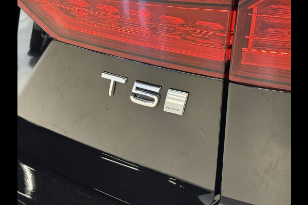 Volvo V60 2.0 T5 Inscription | Panoramadak | Apple Carplay | Leder | Stoelverwarming