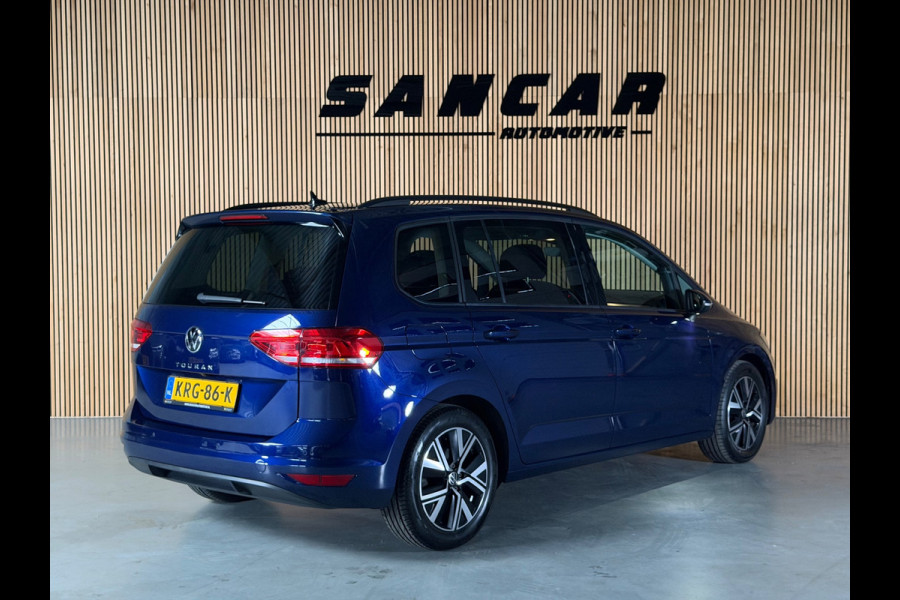 Volkswagen Touran 1.5 TSI 7P Automaat Comfortline TREKHAAK|ACC STOP &GO|DYNA AUDIO|CAMERA|FULL LED KOPLAMPEN|ALARM|17 INCH