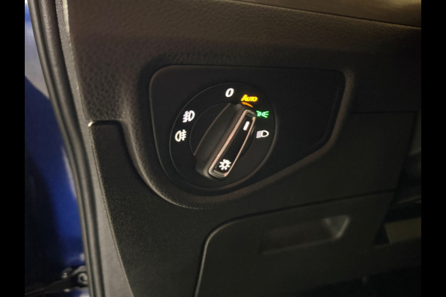 Volkswagen Touran 1.5 TSI 7P Automaat Comfortline TREKHAAK|ACC STOP &GO|DYNA AUDIO|CAMERA|FULL LED KOPLAMPEN|ALARM|17 INCH