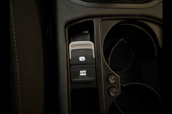 Volkswagen Touran 1.5 TSI 7P Automaat Comfortline TREKHAAK|ACC STOP &GO|DYNA AUDIO|CAMERA|FULL LED KOPLAMPEN|ALARM|17 INCH