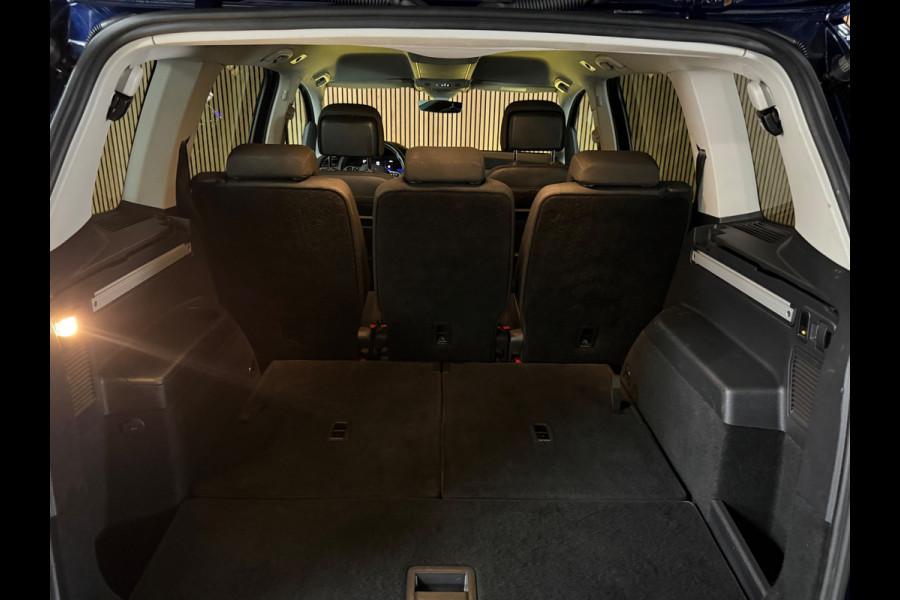 Volkswagen Touran 1.5 TSI 7P Automaat Comfortline TREKHAAK|ACC STOP &GO|DYNA AUDIO|CAMERA|FULL LED KOPLAMPEN|ALARM|17 INCH