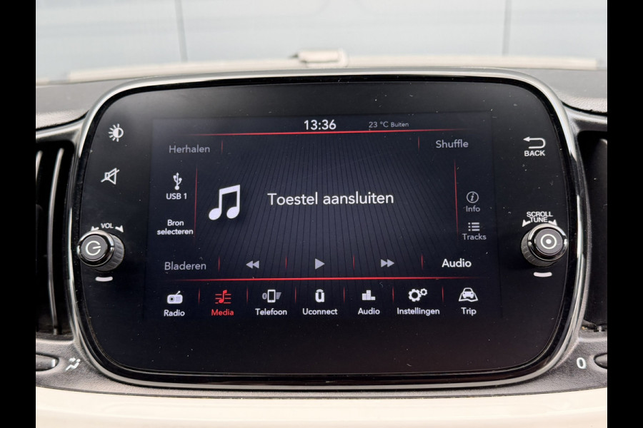 Fiat 500 1.0 Hybrid Dolcevita Finale | DAB | Cruise control | Apple Carplay/Android Auto | Airco