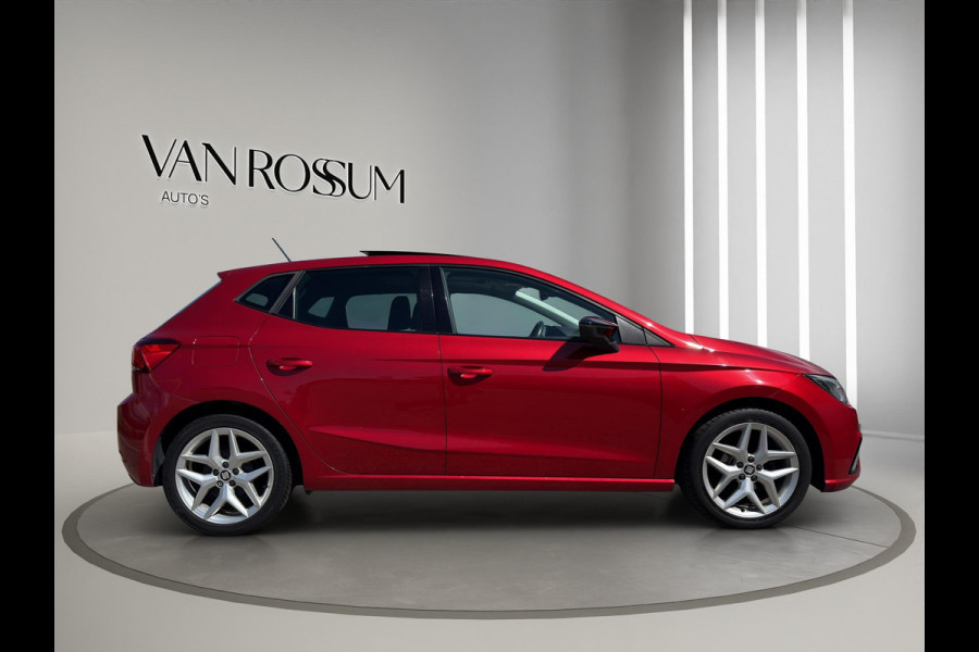 Seat Ibiza 1.0 TSI FR Panoramadak | Carplay | Parksensors |  17"Velg | Led | Sfeer | Cruise | Airco (Automatisch)