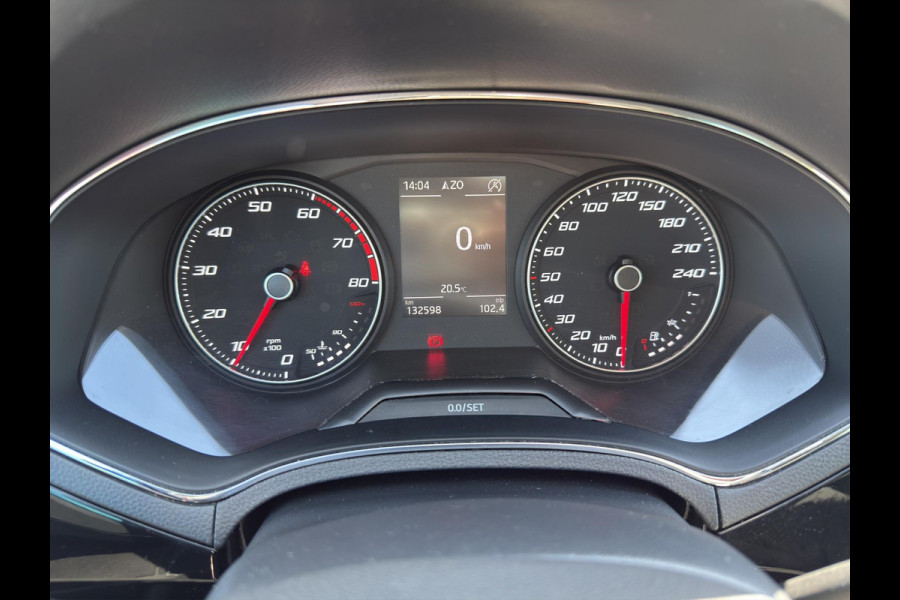 Seat Ibiza 1.0 TSI FR Panoramadak | Carplay | Parksensors |  17"Velg | Led | Sfeer | Cruise | Airco (Automatisch)