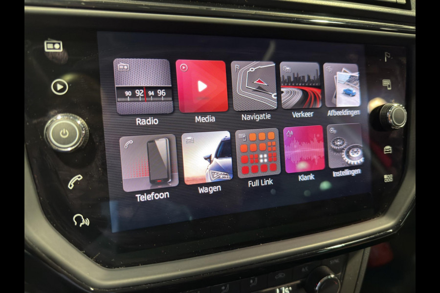 Seat Ibiza 1.0 TSI FR Panoramadak | Carplay | Parksensors |  17"Velg | Led | Sfeer | Cruise | Airco (Automatisch)