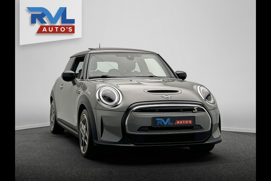 MINI Electric MINI Electric Collection 33 kWh | SOH 96% | Dealer Onderhouden | Panoramadak | Camera | Carplay | Stoelverwarming |