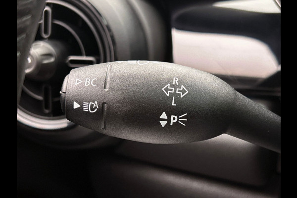 MINI Electric MINI Electric Collection 33 kWh | SOH 96% | Dealer Onderhouden | Panoramadak | Camera | Carplay | Stoelverwarming |