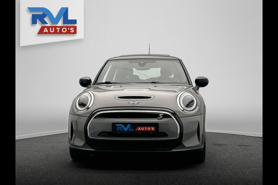 MINI Electric MINI Electric Collection 33 kWh | SOH 96% | Dealer Onderhouden | Panoramadak | Camera | Carplay | Stoelverwarming |