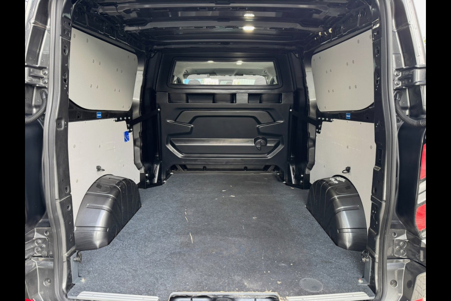 Ford Transit Custom 320 2.0 TDCI 170pk AWD L2H1 Limited DC Automaat | 6-pers | Trekhaak | Navi | Winterpack | ACC | BLIS | 4WD