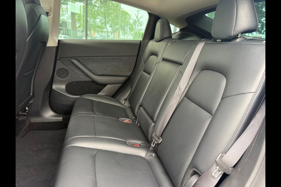 Tesla Model Y Long Range AWD 75 kWh - Panodak - Climate - Camera - Org.NL