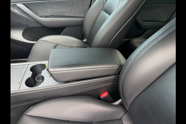 Tesla Model Y Long Range AWD 75 kWh - Panodak - Climate - Camera - Org.NL