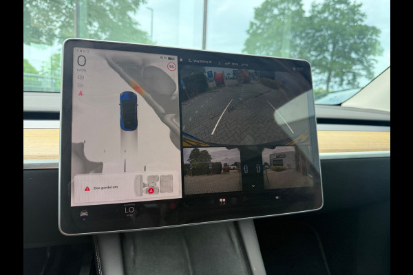 Tesla Model Y Long Range AWD 75 kWh - Panodak - Climate - Camera - Org.NL