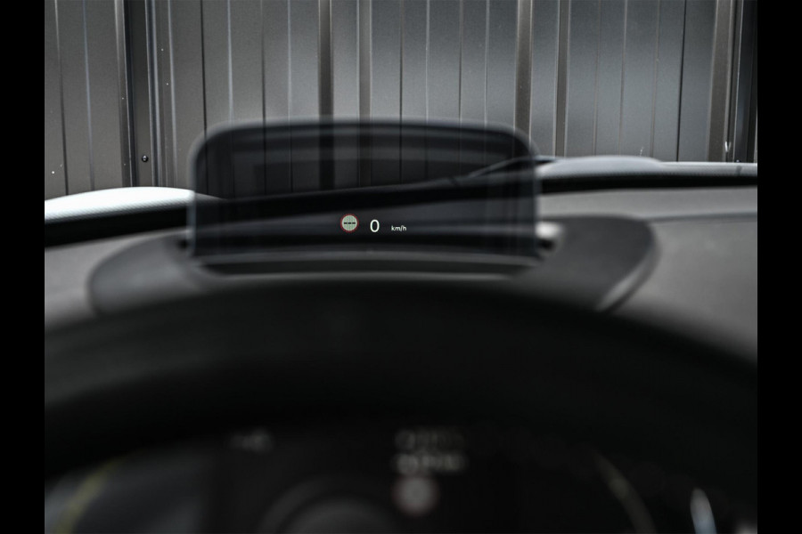 MINI Electric Yours 33 kWh | NL-Auto | Dealeronderhouden | SOH 95.1% | Panoramadak | Harman/Kardon | HUD | Camera | Stoelverwarming | Keyless Entry |