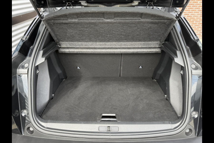 Peugeot 2008 1.2 PureTech Allure 1e Eigenaar|Navi|Camera|i-Cockpit|Clima|Cruise|Stoelverwarming|Carplay|PDC|APK tot 06-2028