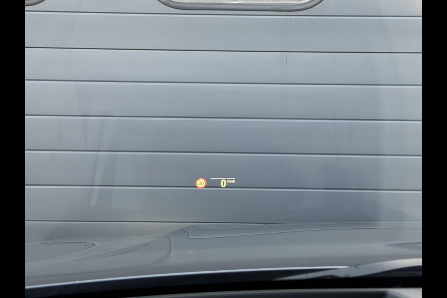BMW 3-serie 320i xDrive High Executive Edition | Navigatie | Head-Up Display | DAB | Privacy Glass | Lederen Bekleding |