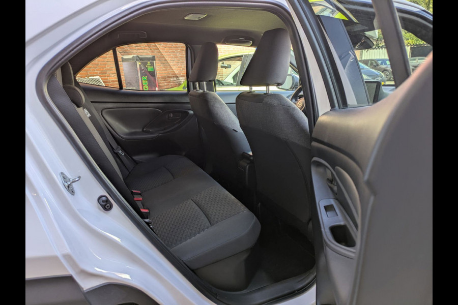 Toyota Yaris Cross 1.5 Hybrid 130 Launch Edition|LED|Keyless-Entry/Go|Blindspot|Stoel/Stuurverwarming|Adaptive-Cruise
