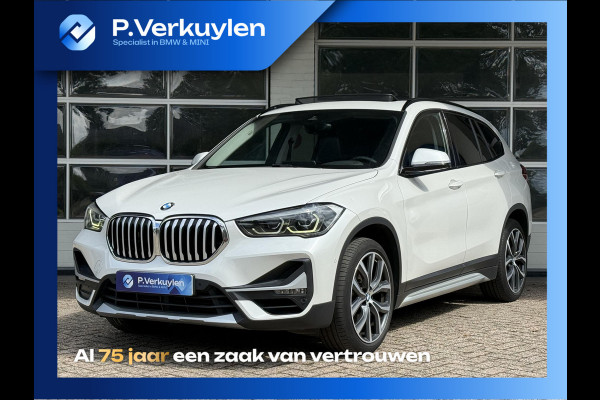 BMW X1 xDrive25i X LINE | PANORAMA | NAVIGATIE PLUS | STOELVERWARMING | CAMERA | HEAD UP |