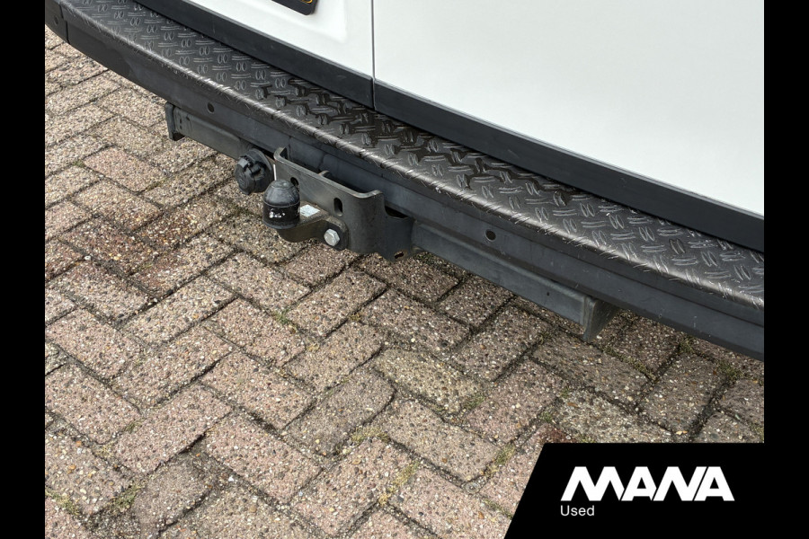 Volkswagen Crafter 30 2.0 TDI L3H2 Cruise Camera Carplay Trekhaak Voorruitverwarming