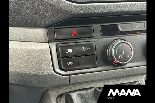 Volkswagen Crafter 30 2.0 TDI L3H2 Cruise Camera Carplay Trekhaak Voorruitverwarming