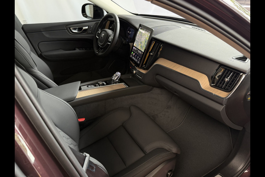 Volvo XC60 2.0 T8 455PK AWD PLUS DARK NIEUWE AUTO HARMAN KARDON 360.CAM STOEL/STUUR VERW LEER