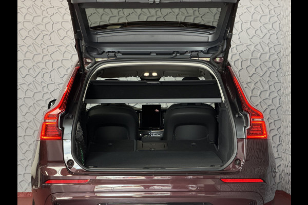 Volvo XC60 2.0 T8 455PK AWD PLUS DARK NIEUWE AUTO HARMAN KARDON 360.CAM STOEL/STUUR VERW LEER