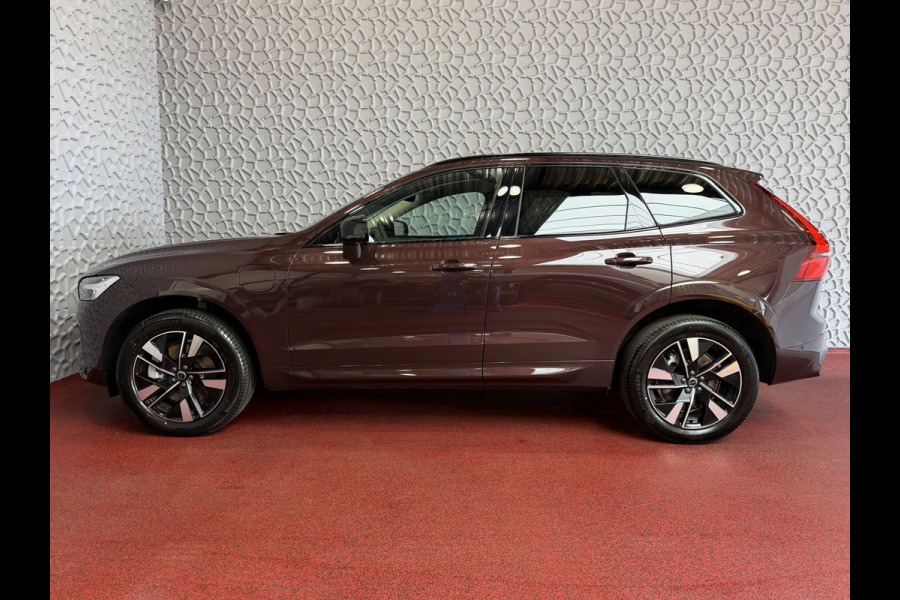 Volvo XC60 2.0 T8 455PK AWD PLUS DARK NIEUWE AUTO HARMAN KARDON 360.CAM STOEL/STUUR VERW LEER