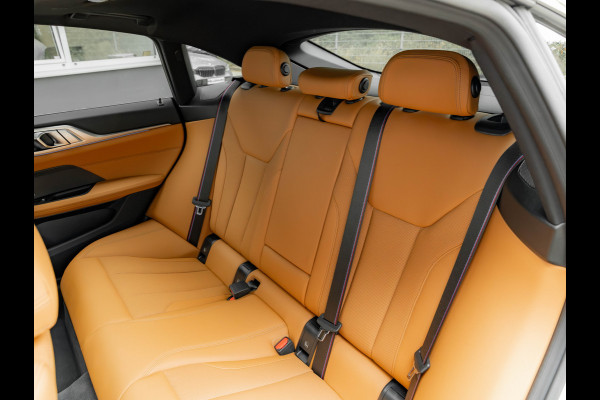BMW i4 xDrive40 M-Sport Pro - Dak - Memoryzetel - ACC - Harman Kardon - Head-up