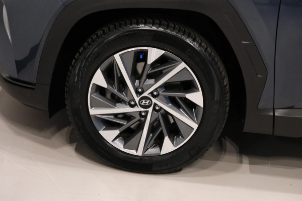 Hyundai Tucson 1.6 T-GDI MHEV **Als Nieuw 23.493km** All-Season Michelin |Navi/Camera| DEALER Onderhouden