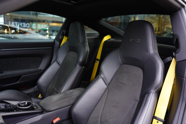 Porsche 911 992 3.0 Carrera 4 GTS Lifting Bose Sport Chrono Schuifkanteldak