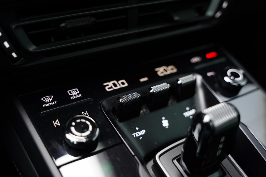 Porsche 911 992 3.0 Carrera 4 GTS Lifting Bose Sport Chrono Schuifkanteldak