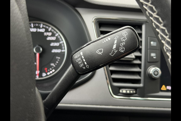 Seat Leon 1.0 EcoTSI Style Business Intense Navi|PDC V+A|Clima|Carplay|Cruise|N.A.P|APK tot 02-2027