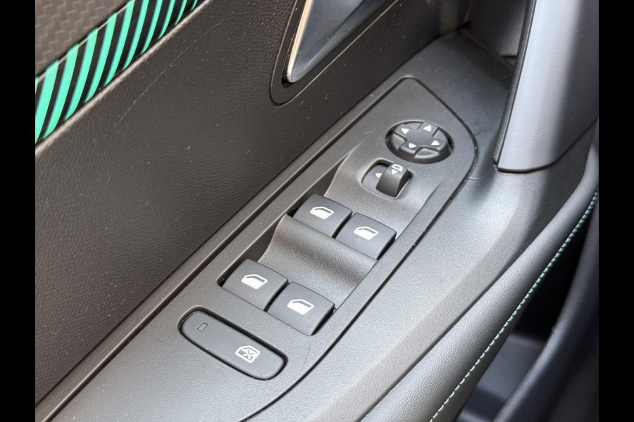Peugeot 2008 1.2 PureTech Blue Lease Allure 1e Eigenaar|Navi|Camera|i-Cockpit|Clima|Cruise|Keyless|Carplay|N.A.P|APK tot 10-2027
