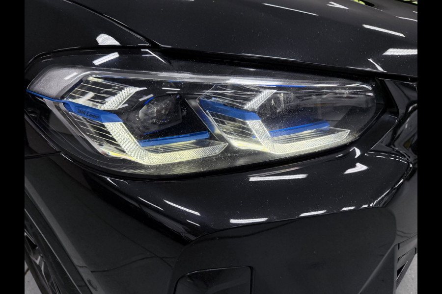 BMW X3 XDrive30e M-SPORT PANO/LEDER/H-UP/360CAM/M-STOELEN/SFEERVERL/CARPLAY///